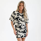 1/2 Sleeve Crop Leaves Embroidery Top