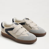 Talia Sneaker