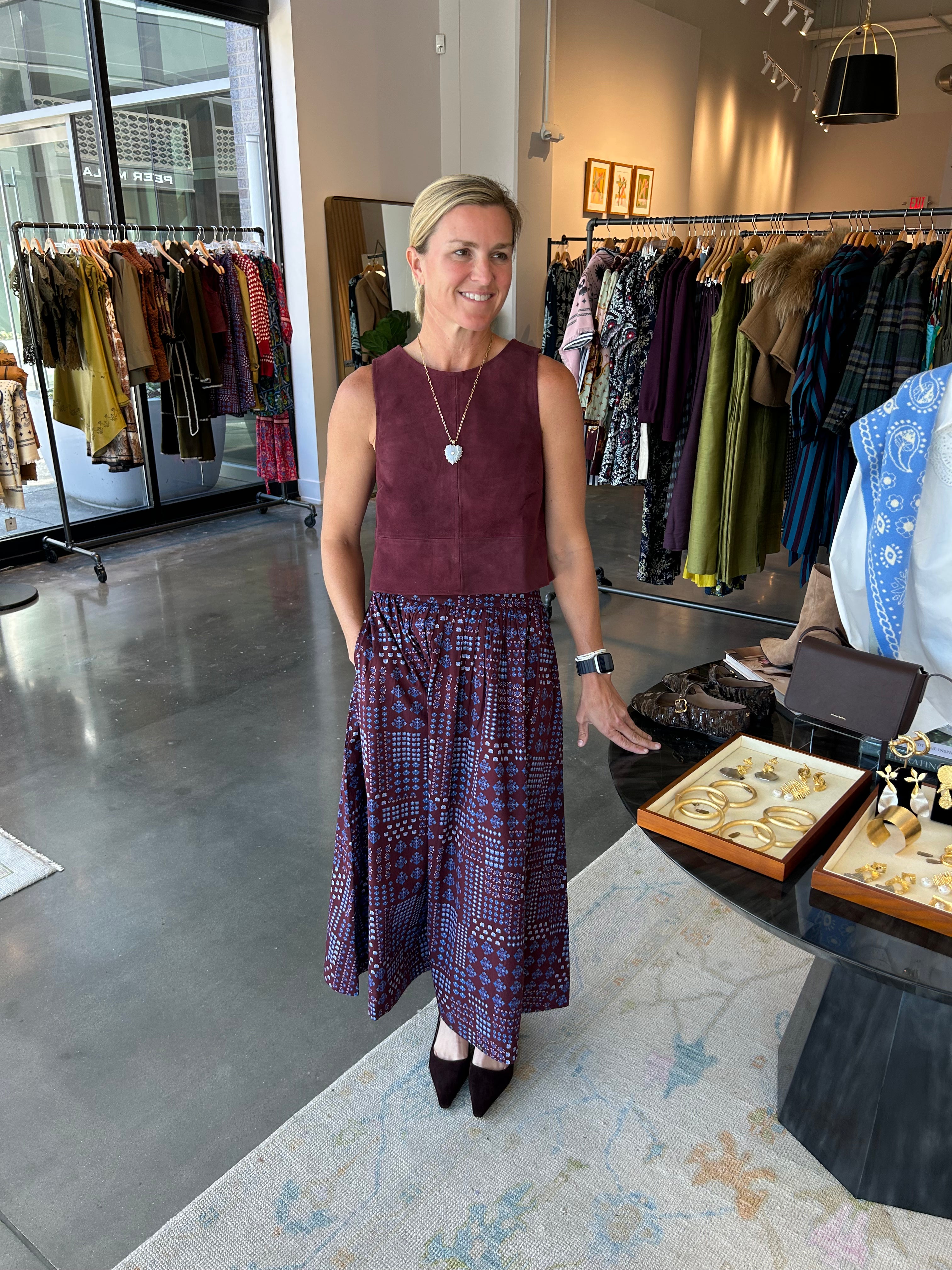 Midi skirt in burgundy and blue geometric print with gathered waist and side slit