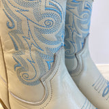 The Jax Boot -White/Light Blue