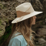 Gardenia Hat White, Bone/Camel
