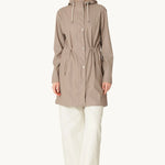 Isle Jacobsen taupe hooded light raincoat with drawstring waist and snap buttons