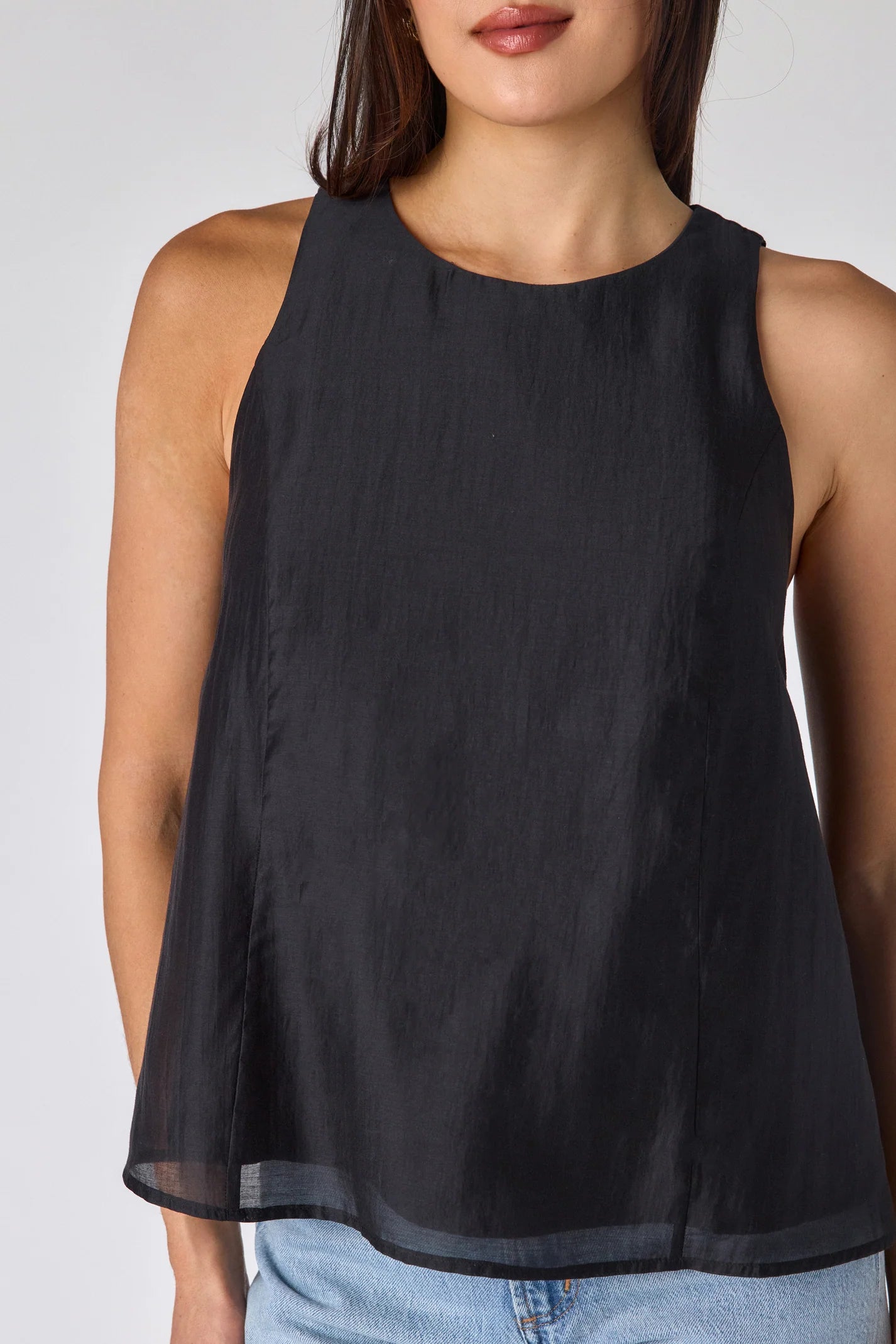 Wynne Tank -Lava Rock